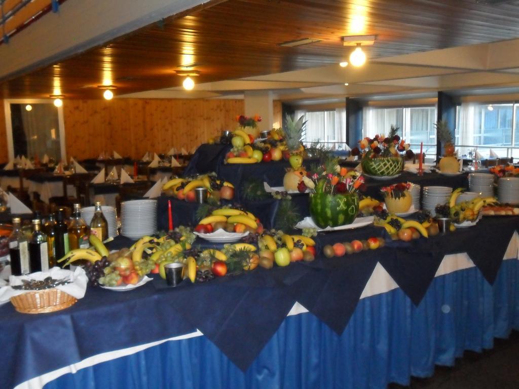 Th 1400 Hotel Marilleva Esterno foto